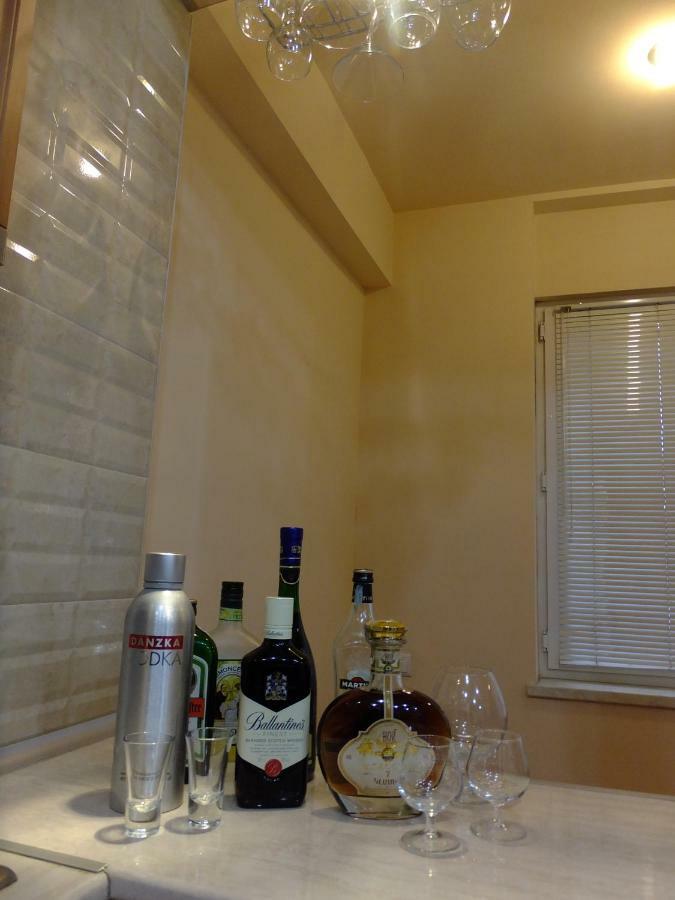 Apartment In The Center Of Yerevan By The Republic Square Exterior photo